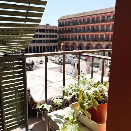 Casa En Plaza De La Corredera Con Balcon Apartment Cordoba Exterior photo